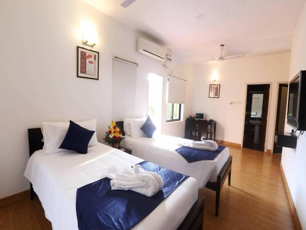 Comfort Suites Shollinganallur 3*